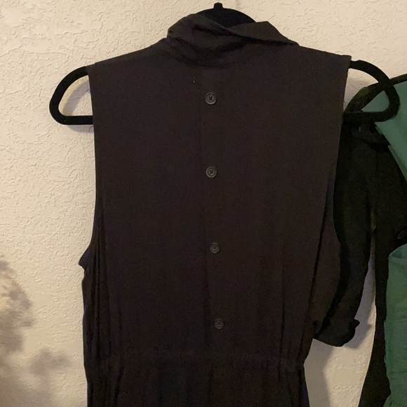 Drawstring Style Vest - Picture 4 of 4